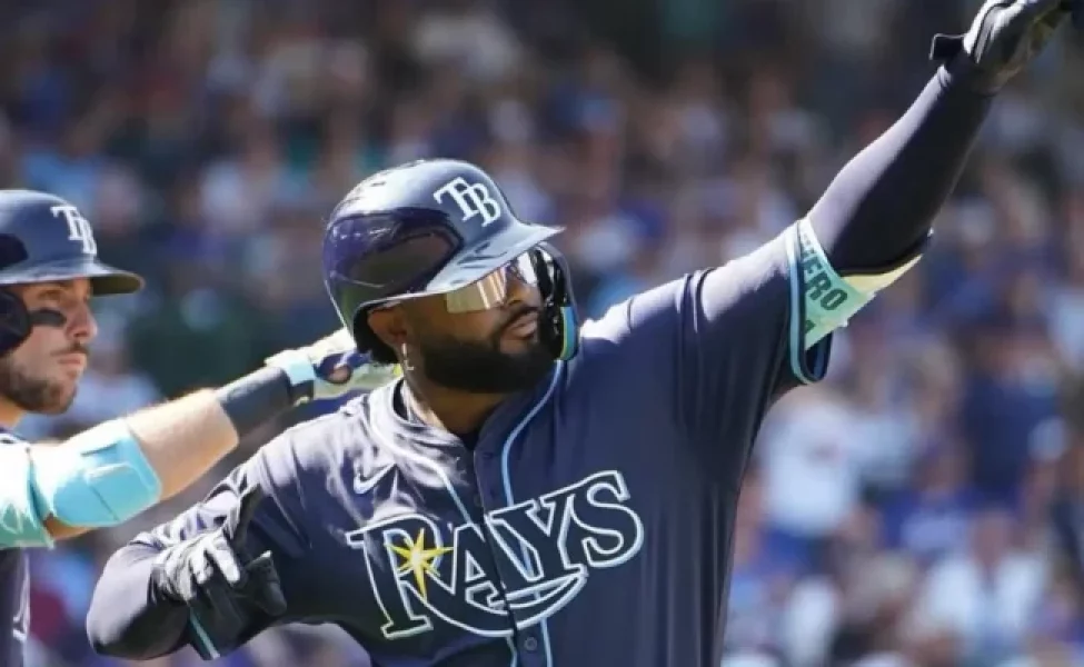 Junior-Caminero-llego-a-44-jonrones-650x400