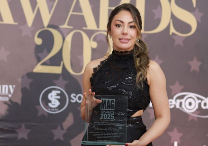 Magazine-Awards-2025-reconoce-a-Iluminada-Munoz-por-su-trayectoria-comunicacional-770x540